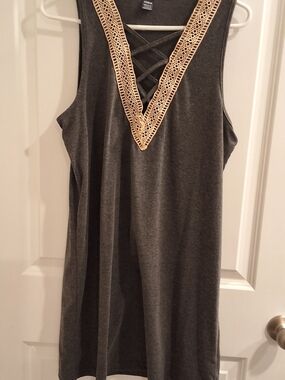 SHEIN Charcoal Gray Sleeveless Tank with Cream Crochet V-Neck